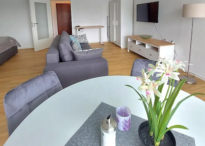 Moderne Mit Vollausstattung In Ruhiger Lage, W-lan شقة