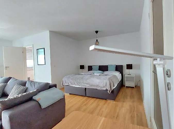 Moderne Mit Vollausstattung In Ruhiger Lage, W-lan شقة Grossrohrsdorf